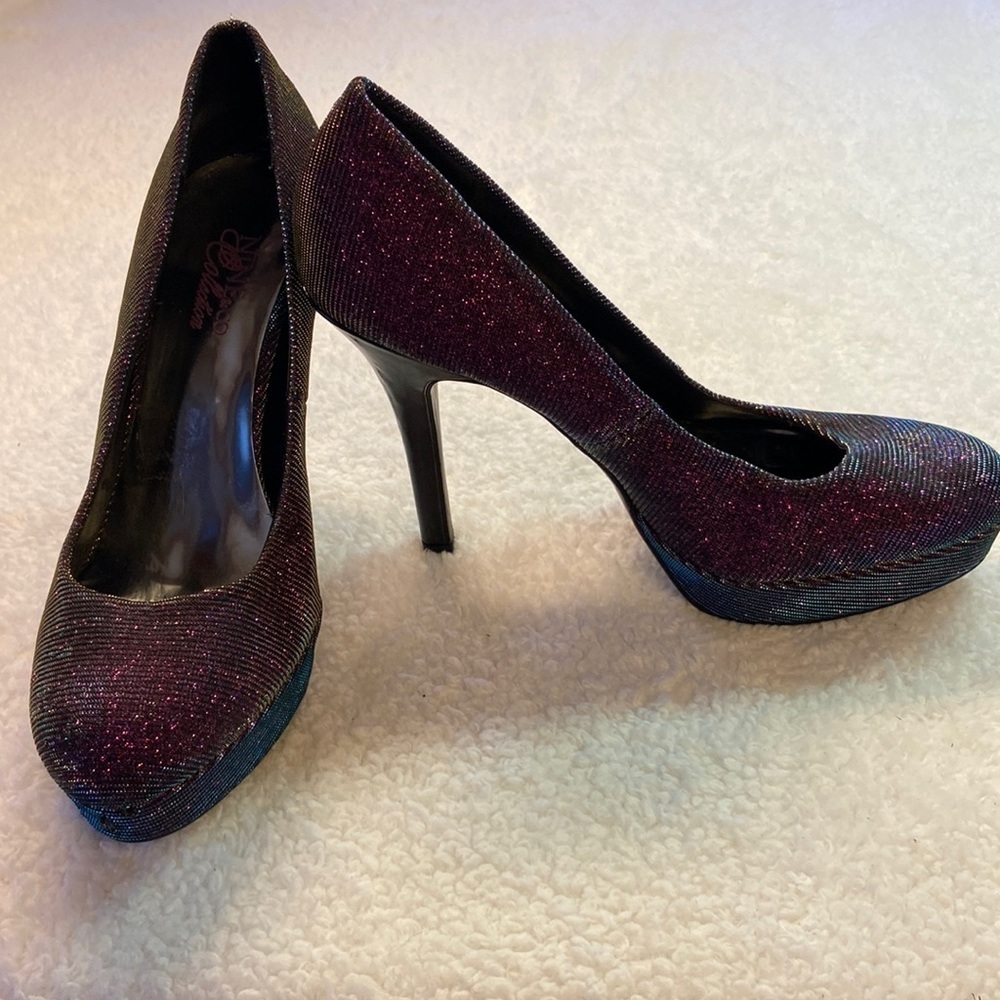 Nine & Co Collection IdealLove 4.5” Heel Platform Wedding/Holiday/Dressy EUC 8.5